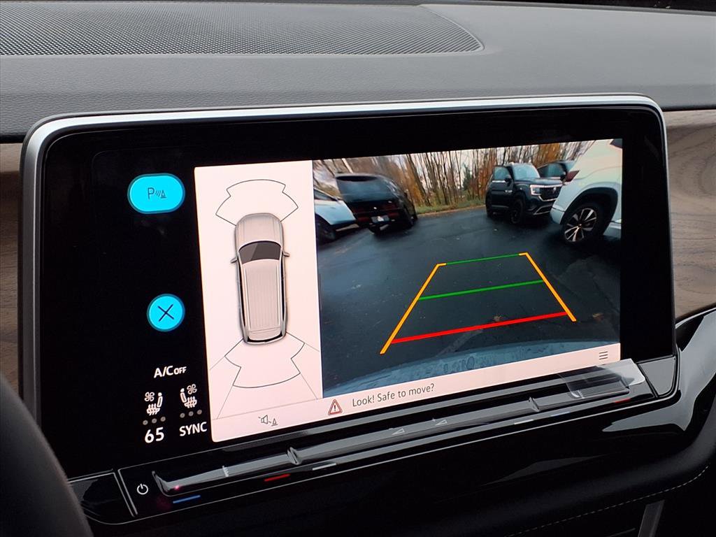 New 2026 Volkswagen Atlas SE image 17