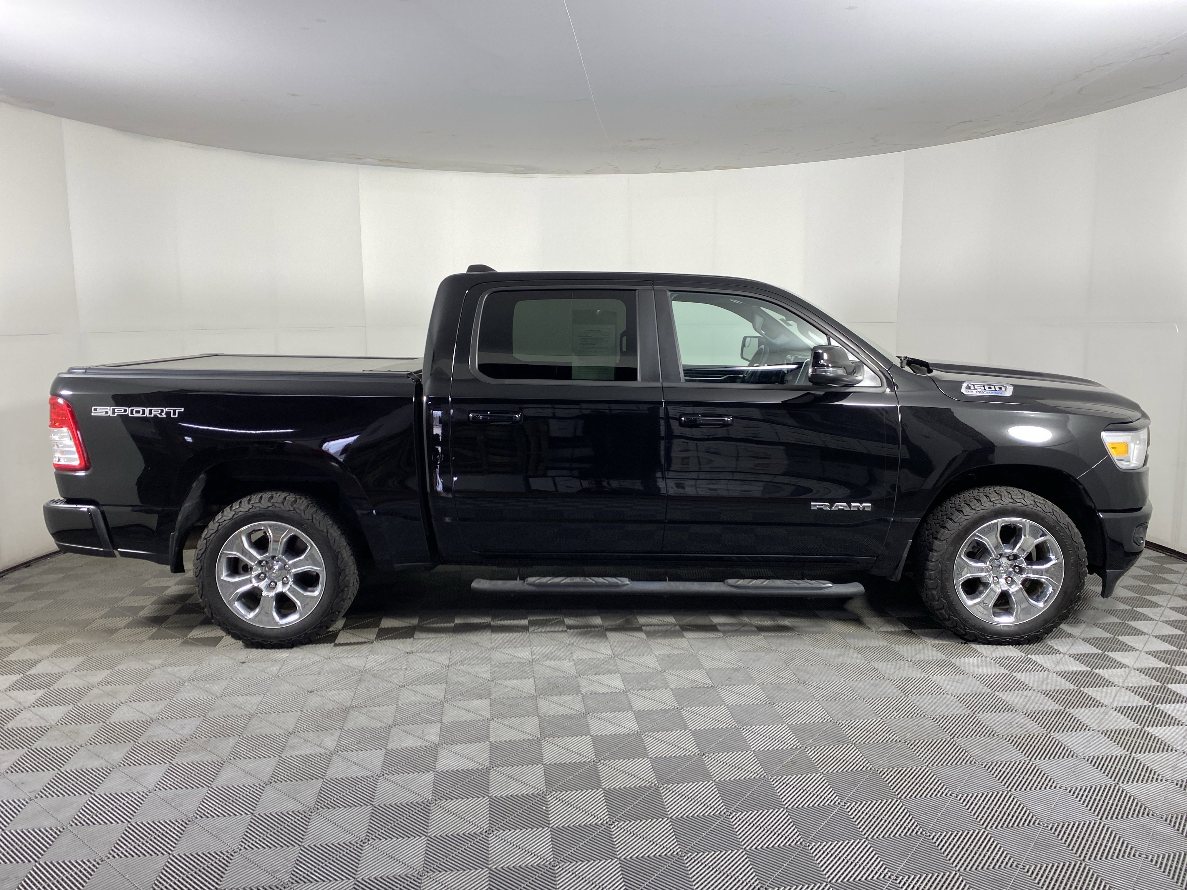 Used 2023 RAM 1500 Big Horn image 7
