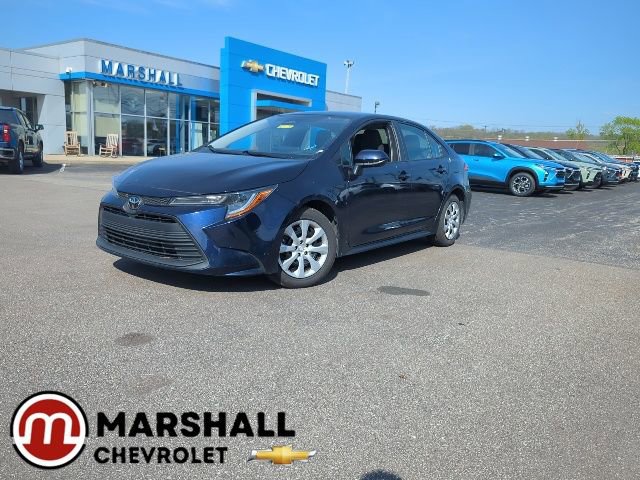 Used 2024 Toyota Corolla LE FWD image 1