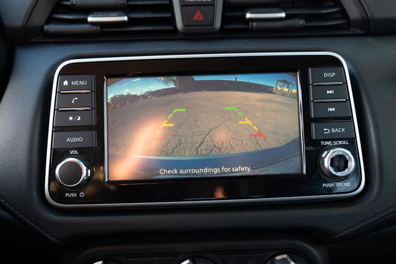 Used 2020 Nissan Versa S FWD image 38