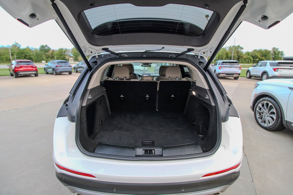 Used 2020 Lincoln Corsair AWD w/ Equipment Group 101A image 5