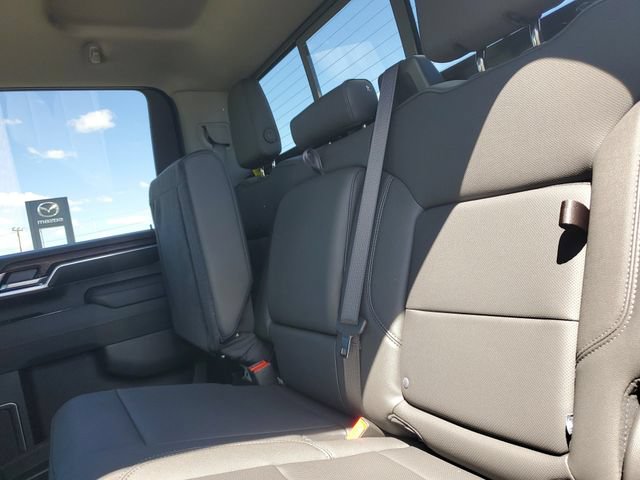 New 2026 GMC Sierra 2500 SLT w/ SLT Convenience Package AWD/4WD image 27