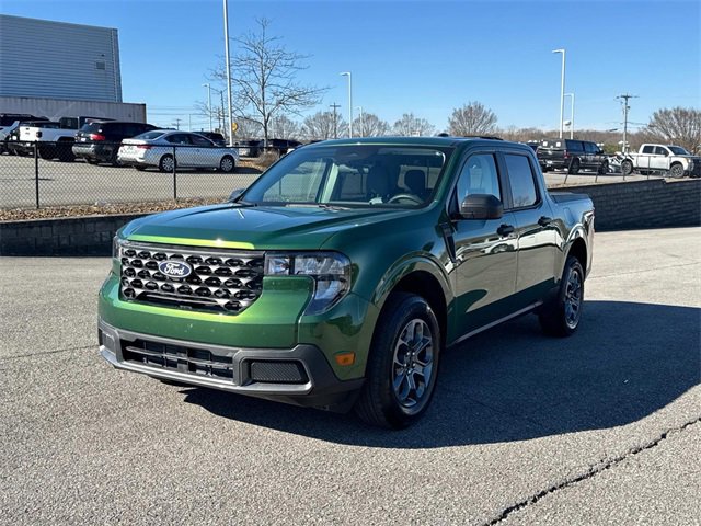 Used 2025 Ford Maverick XLT w/ Equipment Group 302A image 9