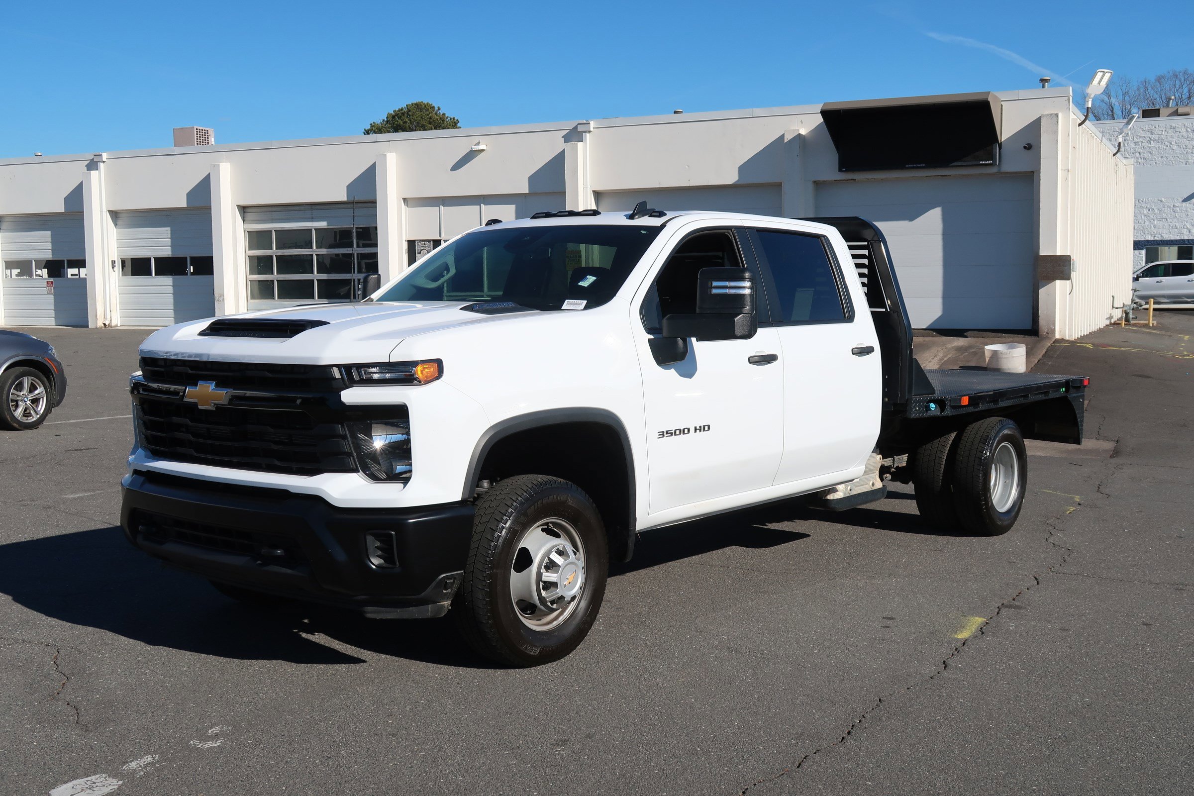 Used 2024 Chevrolet Silverado 3500 W/T image 5