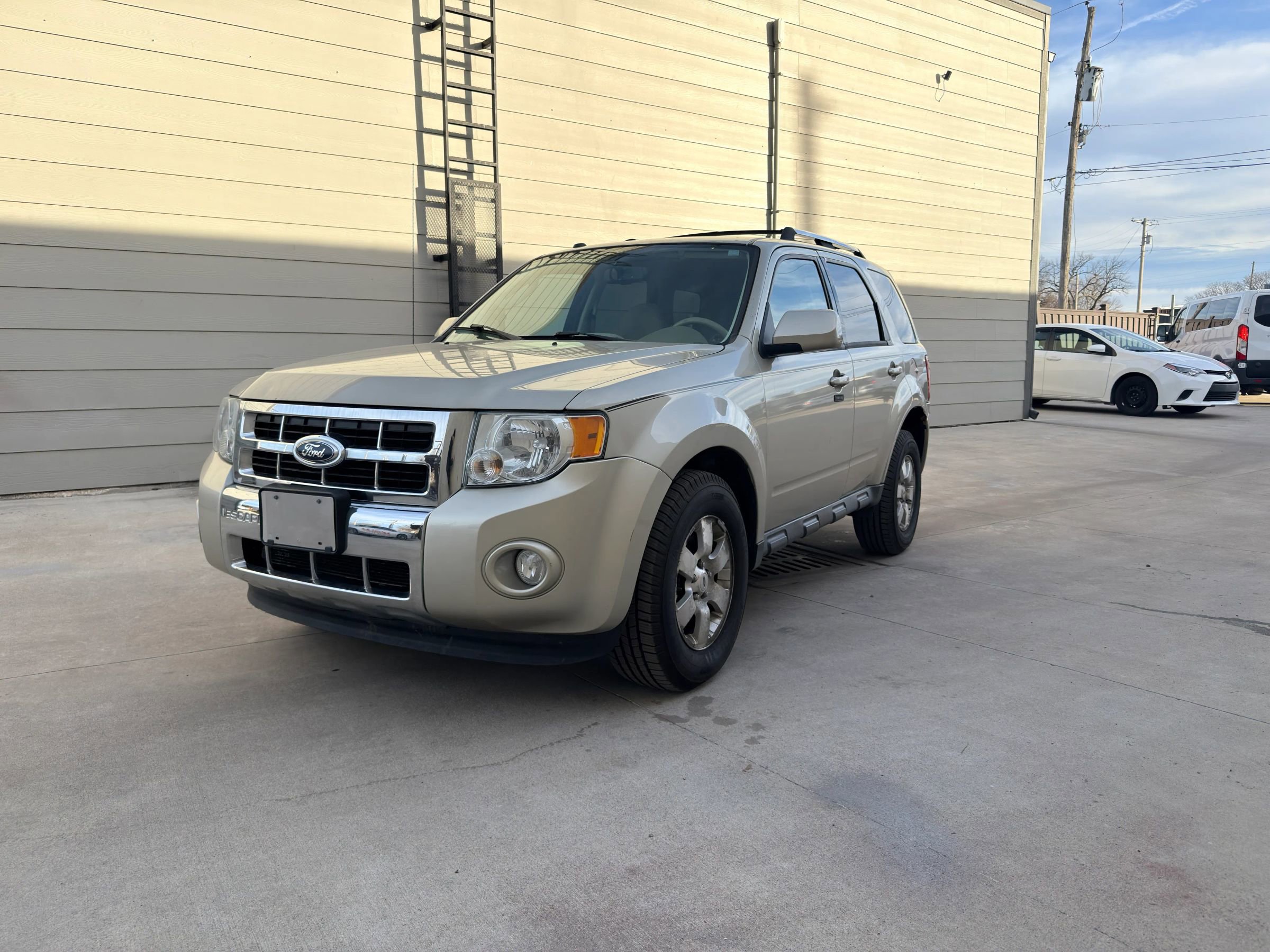 Used 2012 Ford Escape Limited AWD/4WD image 3