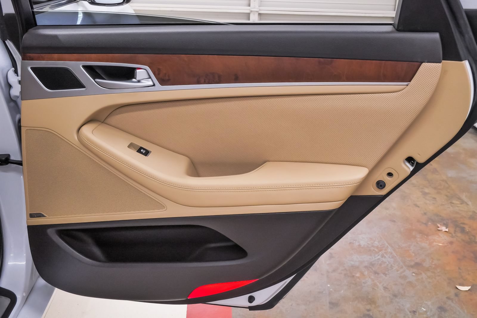Used 2017 Genesis G80 5.0 Ultimate RWD image 30