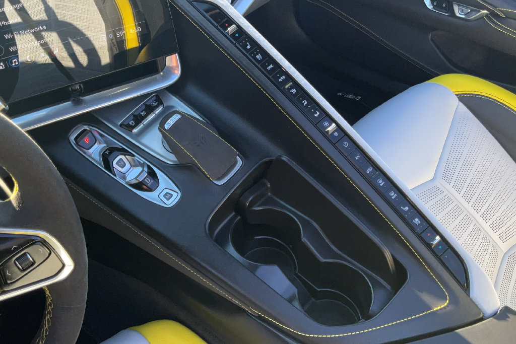 Used 2021 Chevrolet Corvette Stingray Premium Conv w/ Z51 Performance Package RWD image 24