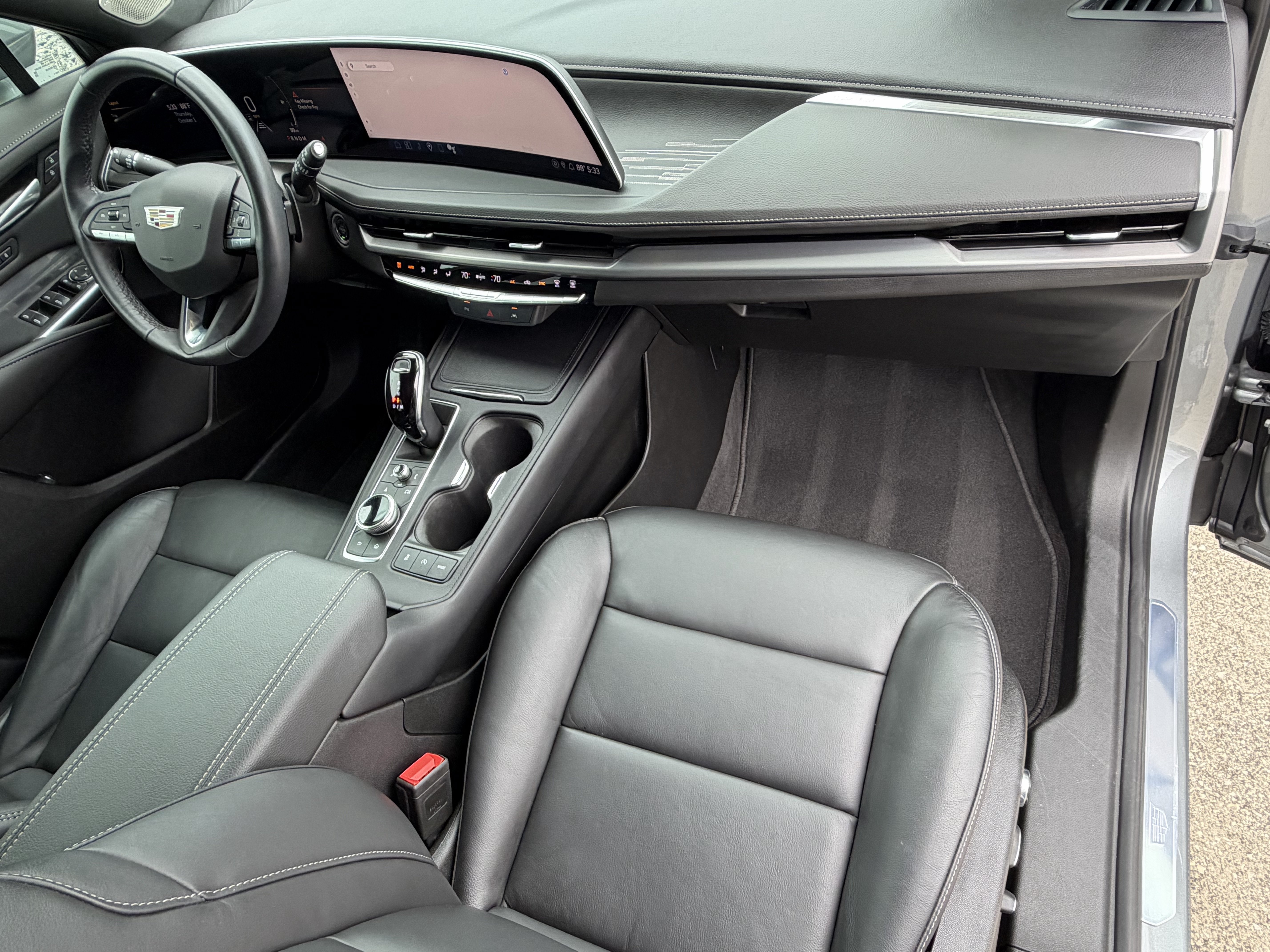 Certified 2024 Cadillac XT4 Premium Luxury FWD image 20