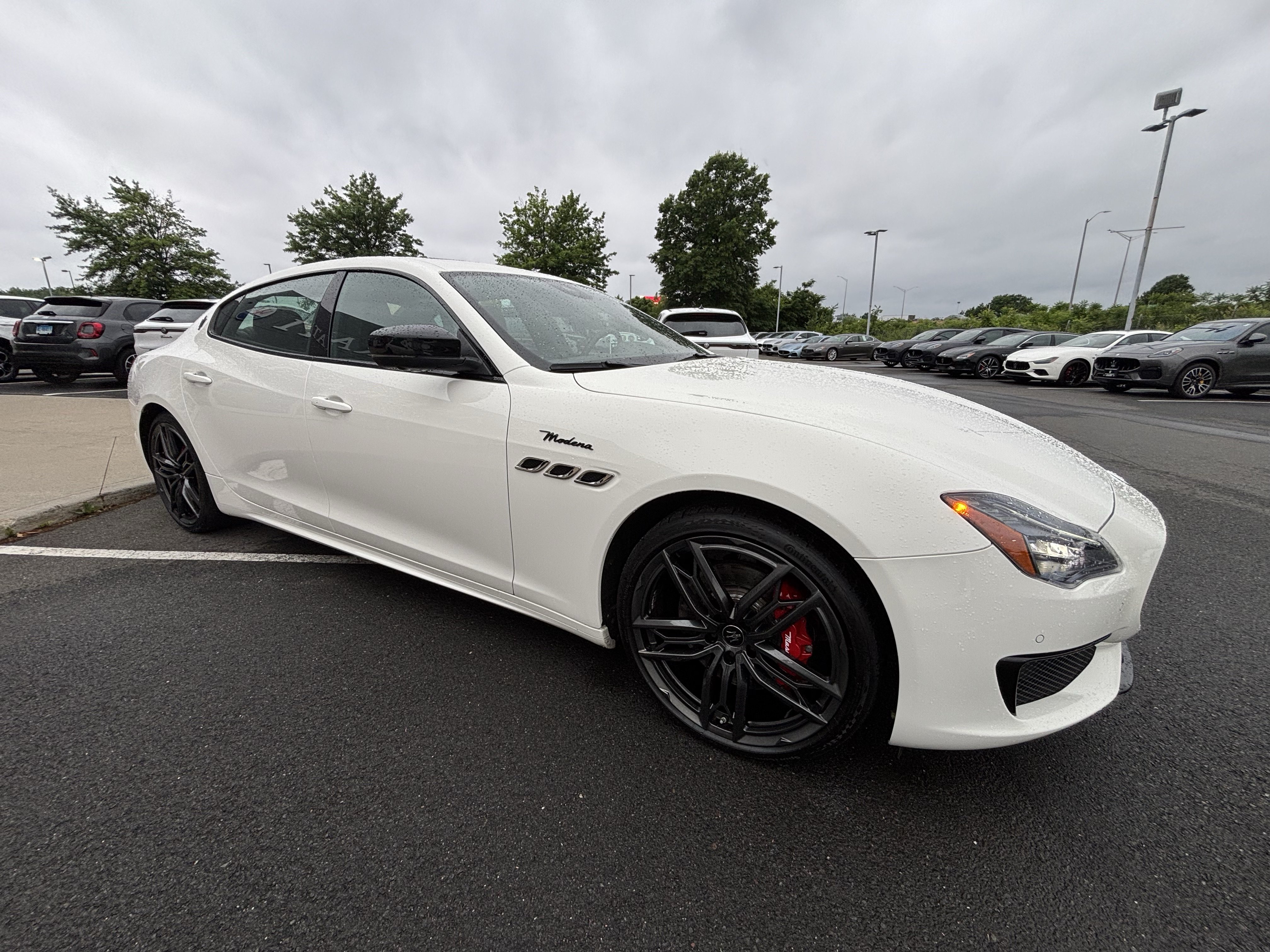 Used 2022 Maserati Quattroporte Modena RWD image 9