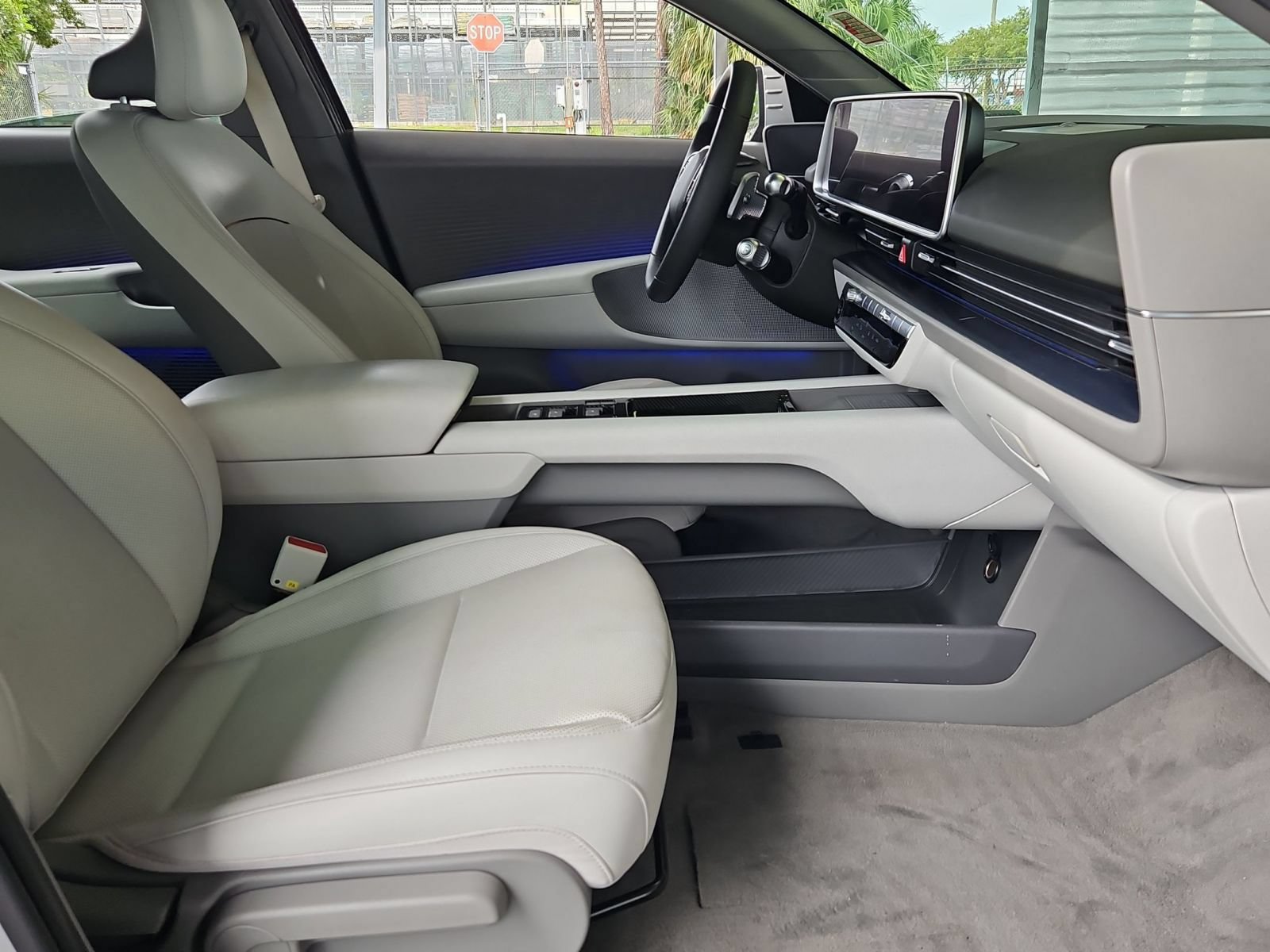 Used 2023 Hyundai Ioniq 6 SEL RWD image 28