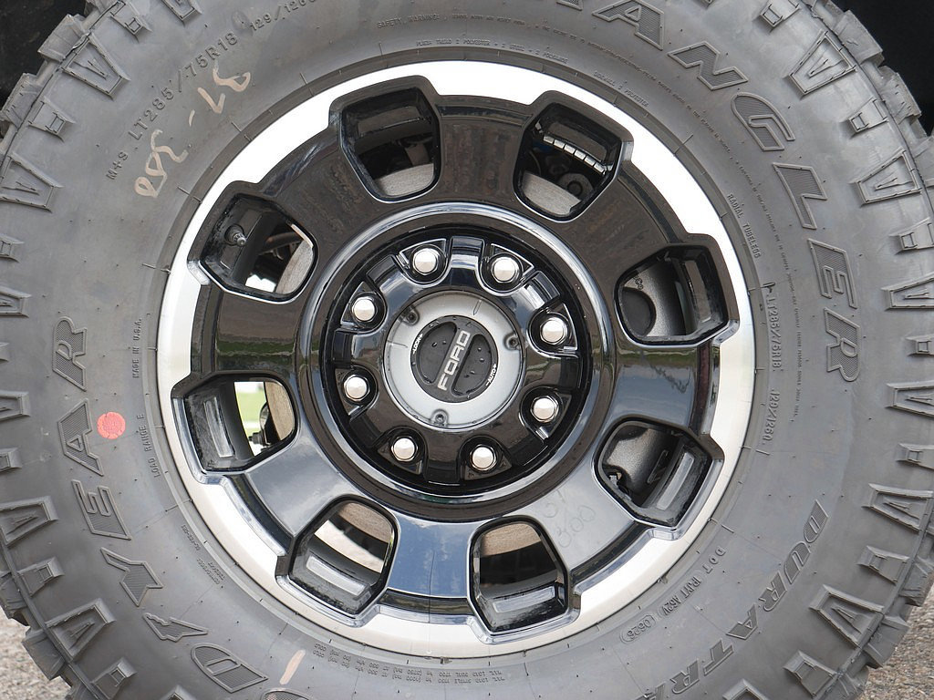 New 2026 Ford F350 Platinum w/ Tremor Off-Road Package AWD/4WD image 48