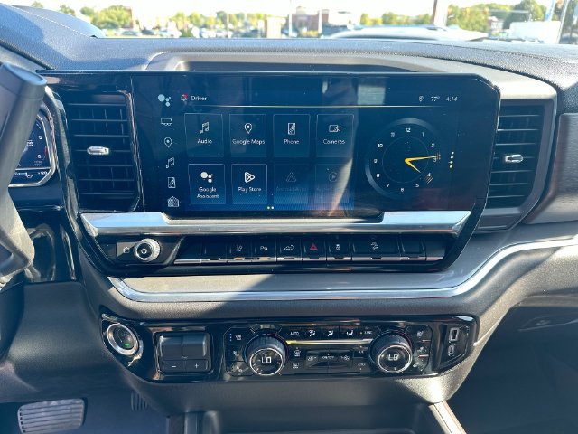 Used 2024 Chevrolet Silverado 2500 High Country w/ Technology Package AWD/4WD image 16