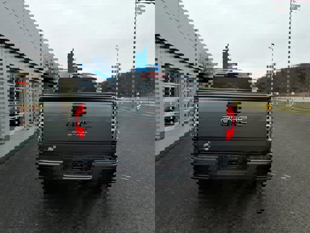 Used 2022 GMC Canyon Elevation Standard w/ Convenience Package image 5