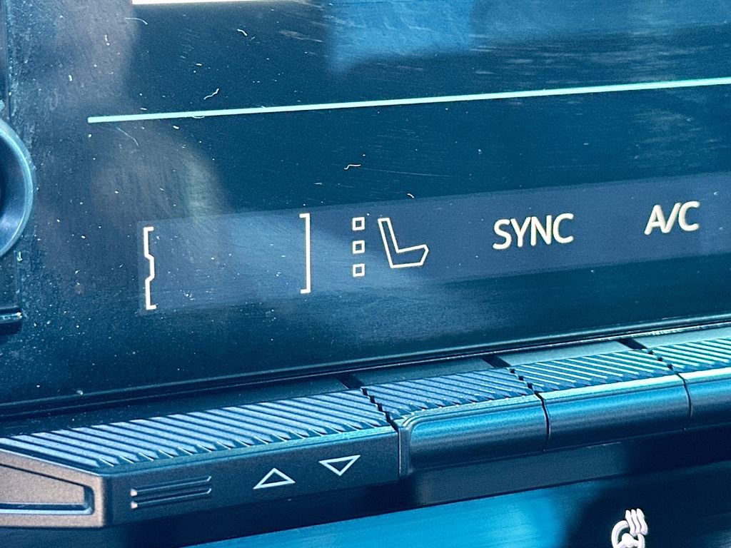 Certified 2024 GMC Hummer EV 3X image 21