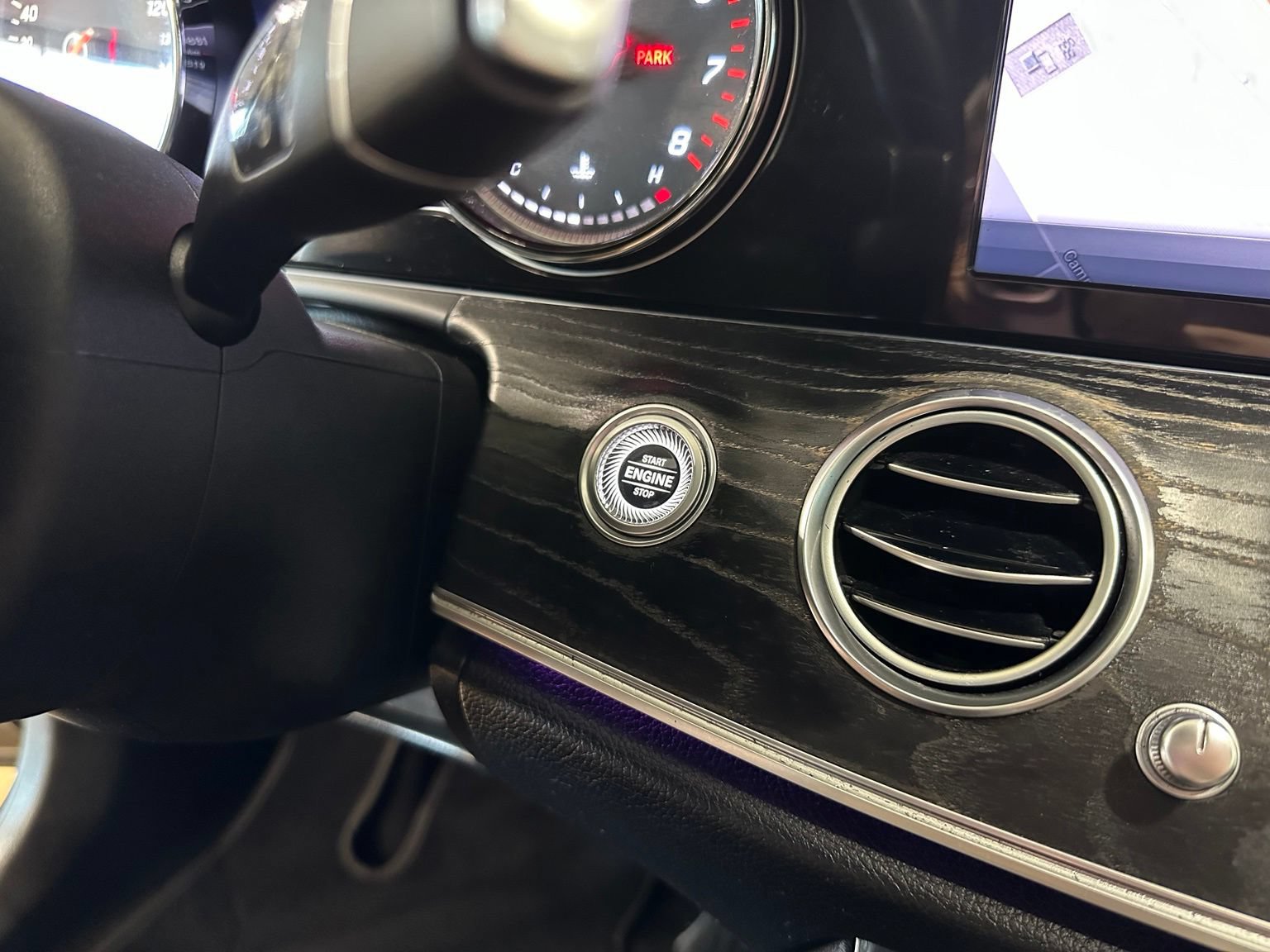 Used 2020 Mercedes-Benz E 350 Sedan image 22