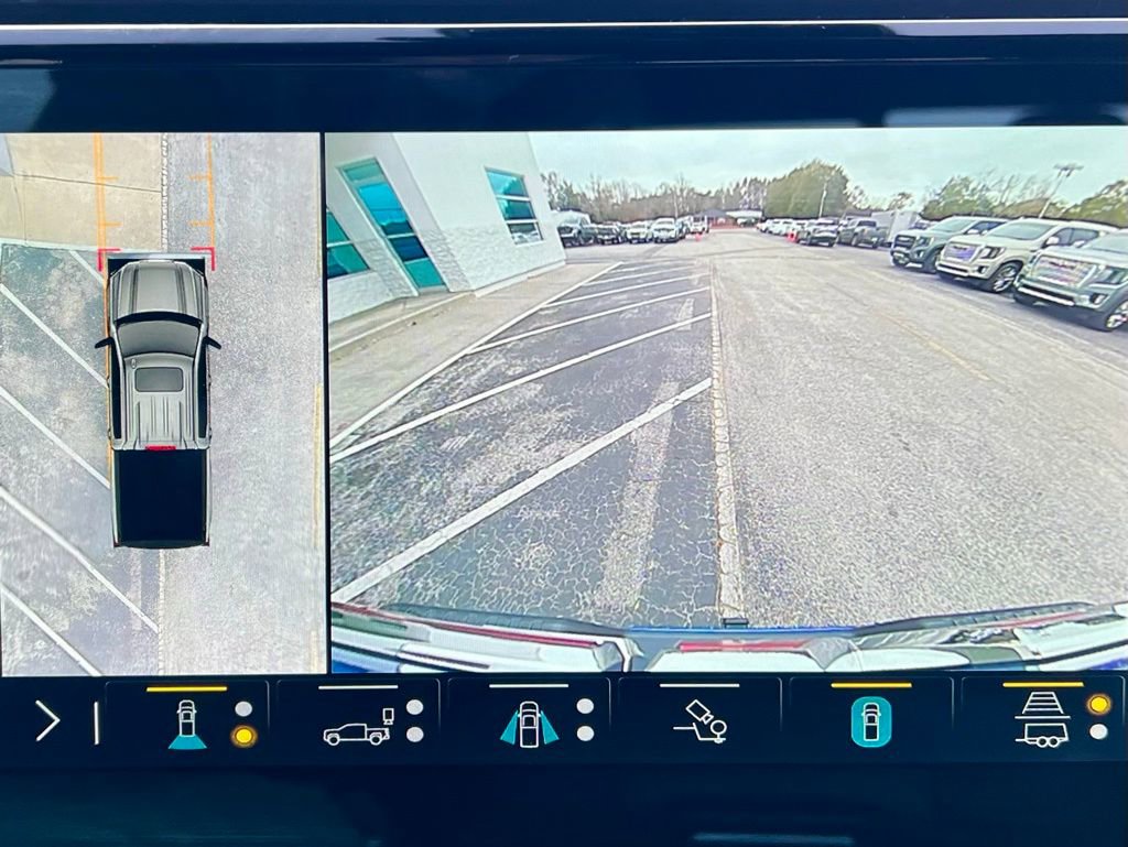 Used 2023 GMC Sierra 1500 AT4 w/ AT4 Premium Package image 16