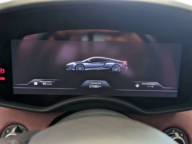 Used 2020 McLaren GT RWD image 25
