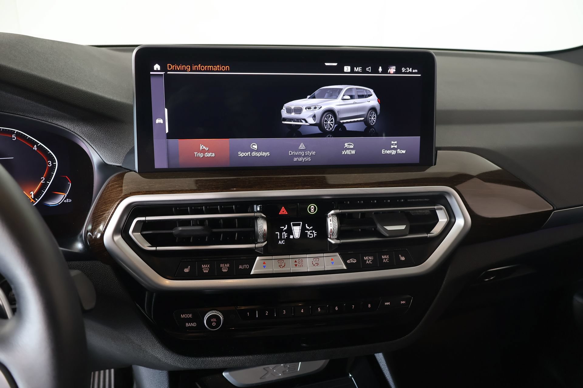 Used 2024 BMW X3 xDrive30i w/ Premium Package AWD/4WD image 5