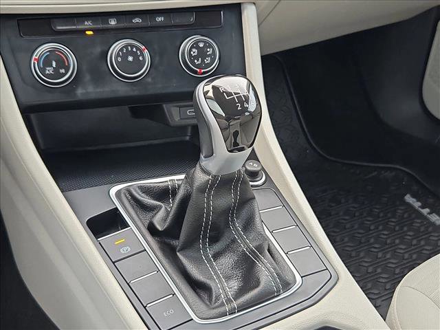 Used 2024 Volkswagen Jetta S image 11