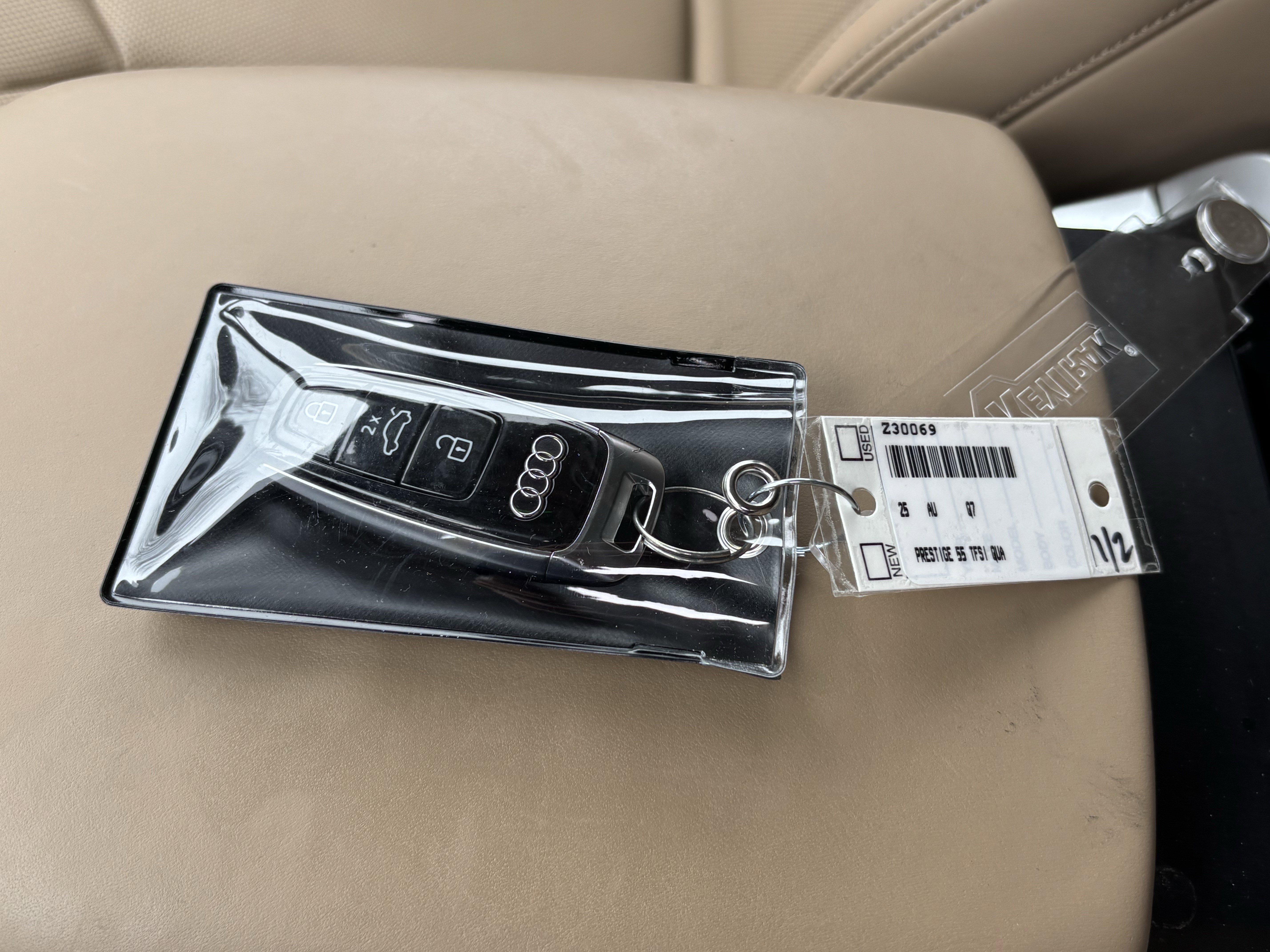 Used 2025 Audi Q7 3.0T Prestige w/ Prestige Package image 38