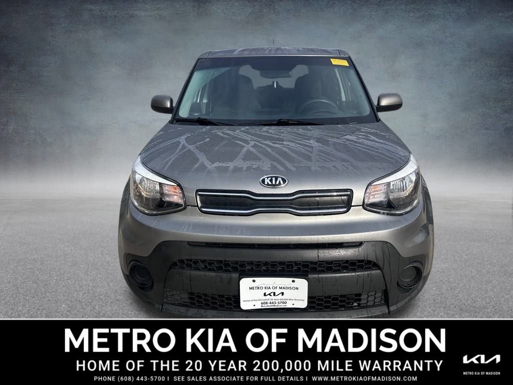 Used 2017 Kia Soul Base image 3