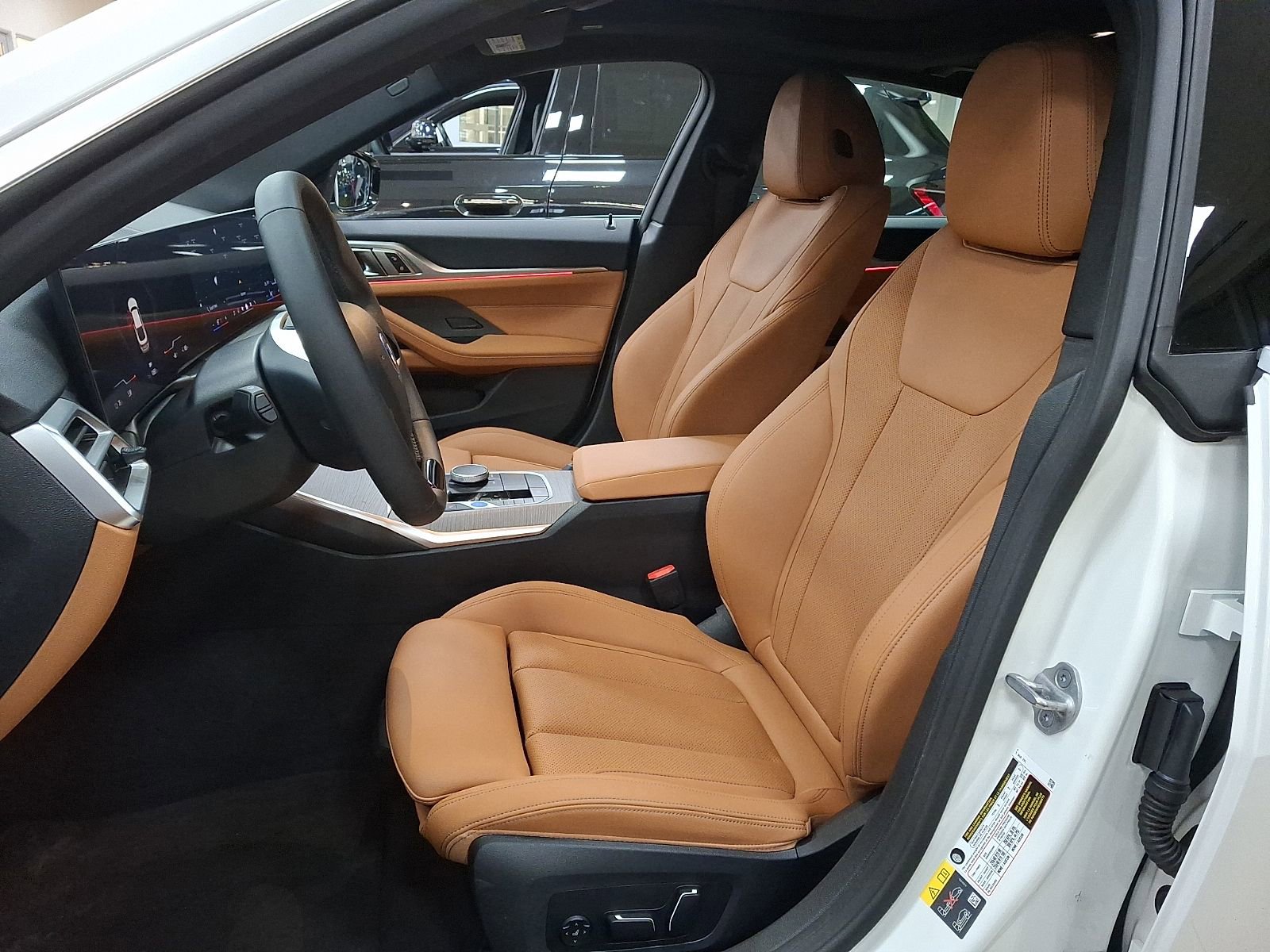 Used 2025 BMW i4 xDrive40i w/ Premium Package AWD/4WD image 9
