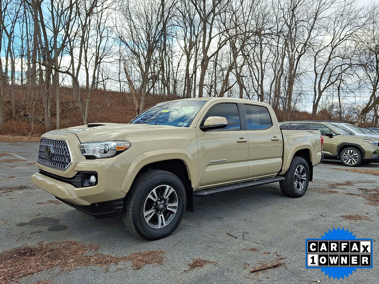 Used 2019 Toyota Tacoma TRD Sport image 3