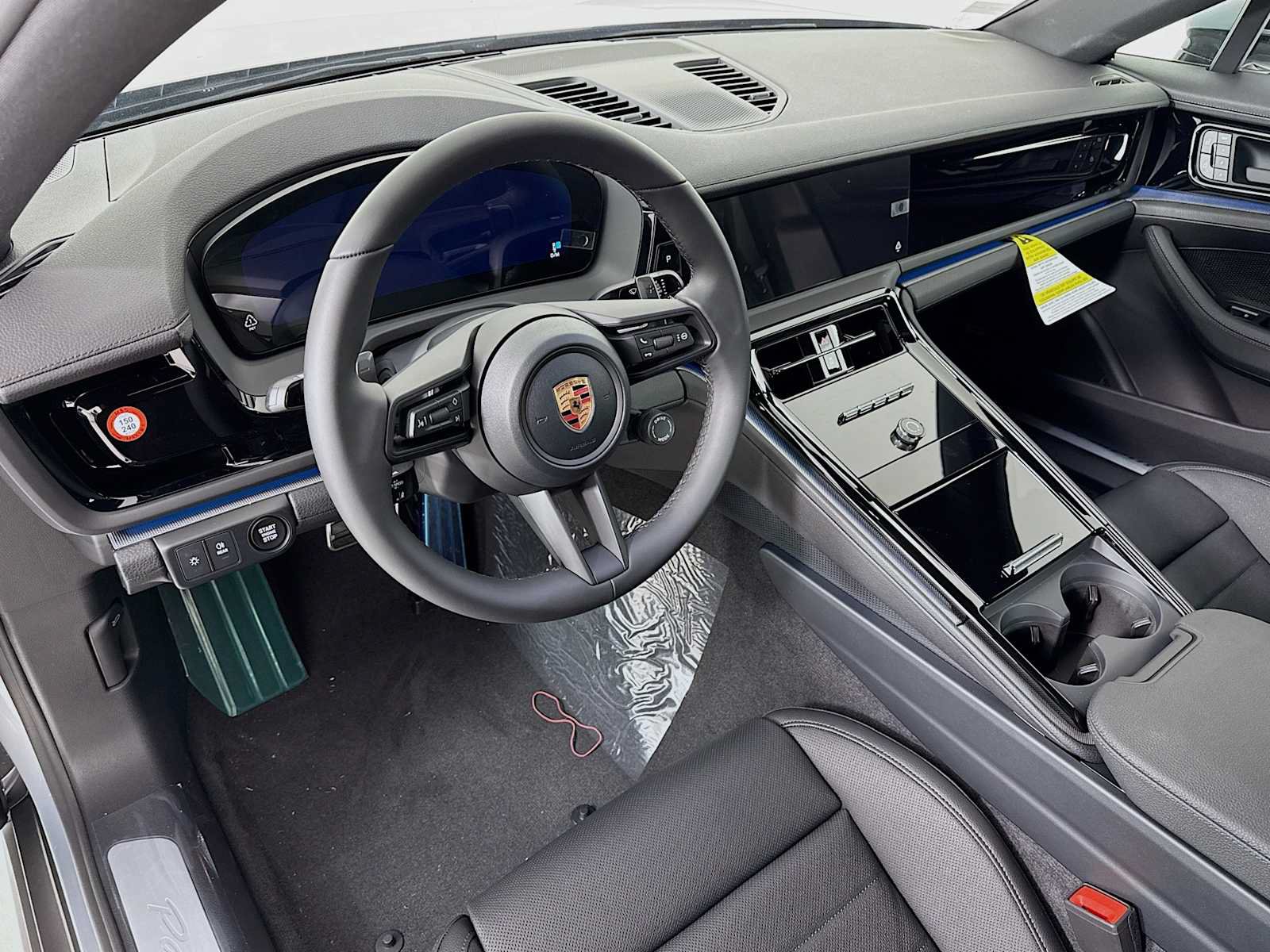 New 2026 Porsche Panamera RWD image 4
