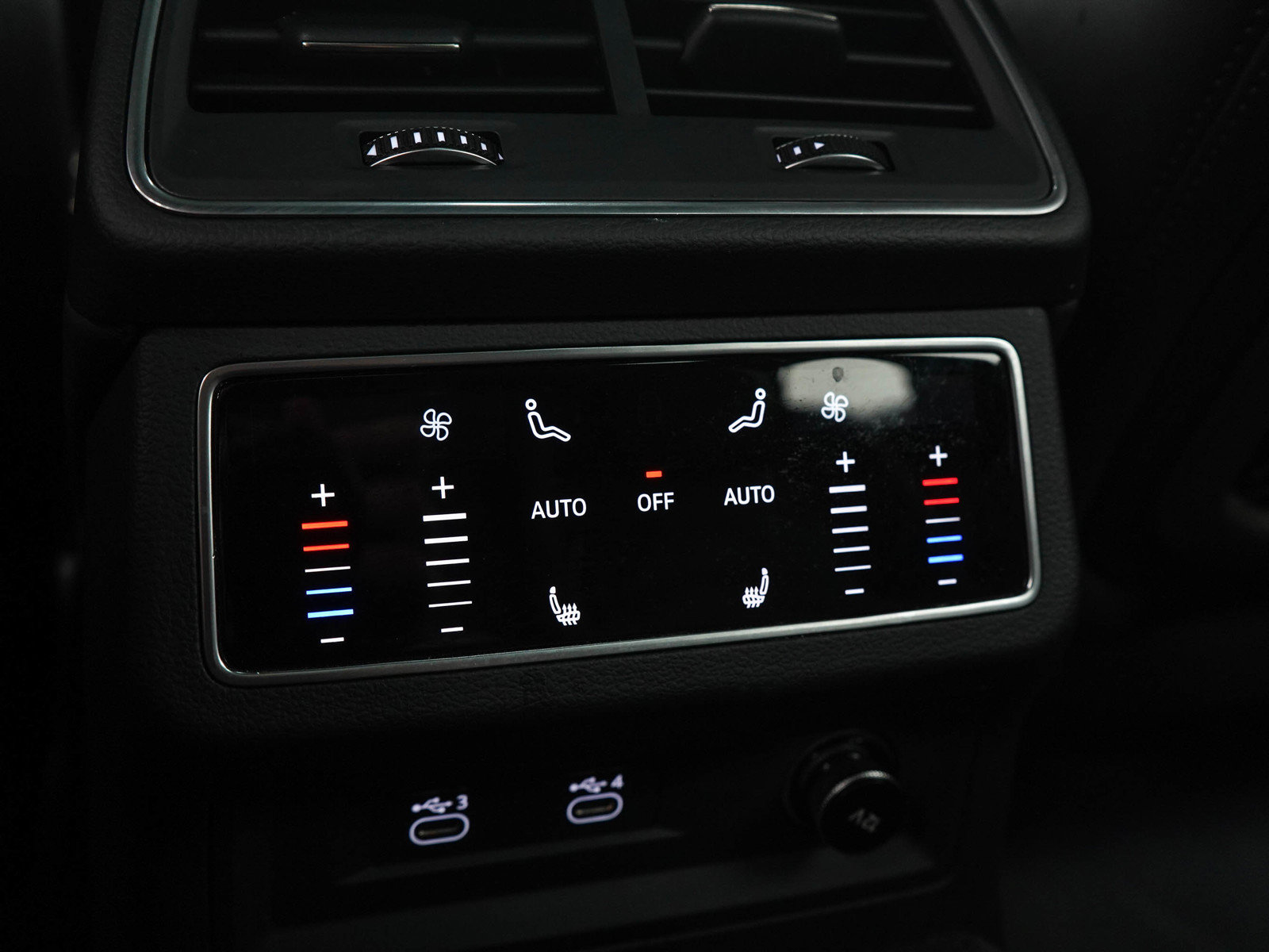 Used 2021 Audi RS 6 AWD/4WD image 16