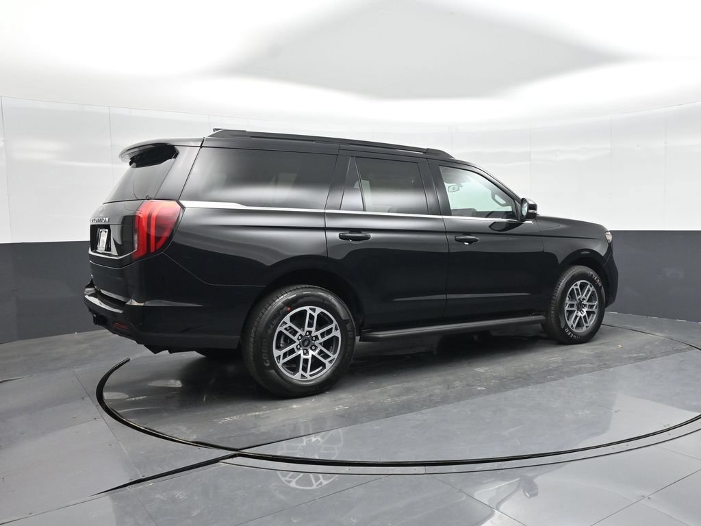 New 2026 Ford Expedition Active RWD image 9
