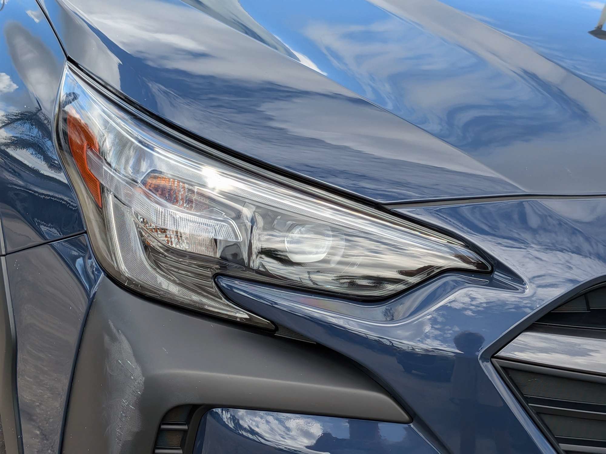 Certified 2025 Subaru Outback Premium AWD/4WD image 10