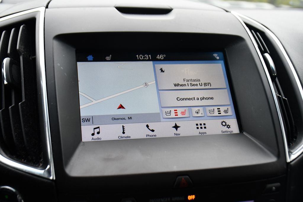 Used 2018 Ford Edge Titanium w/ Equipment Group 302A AWD/4WD image 27