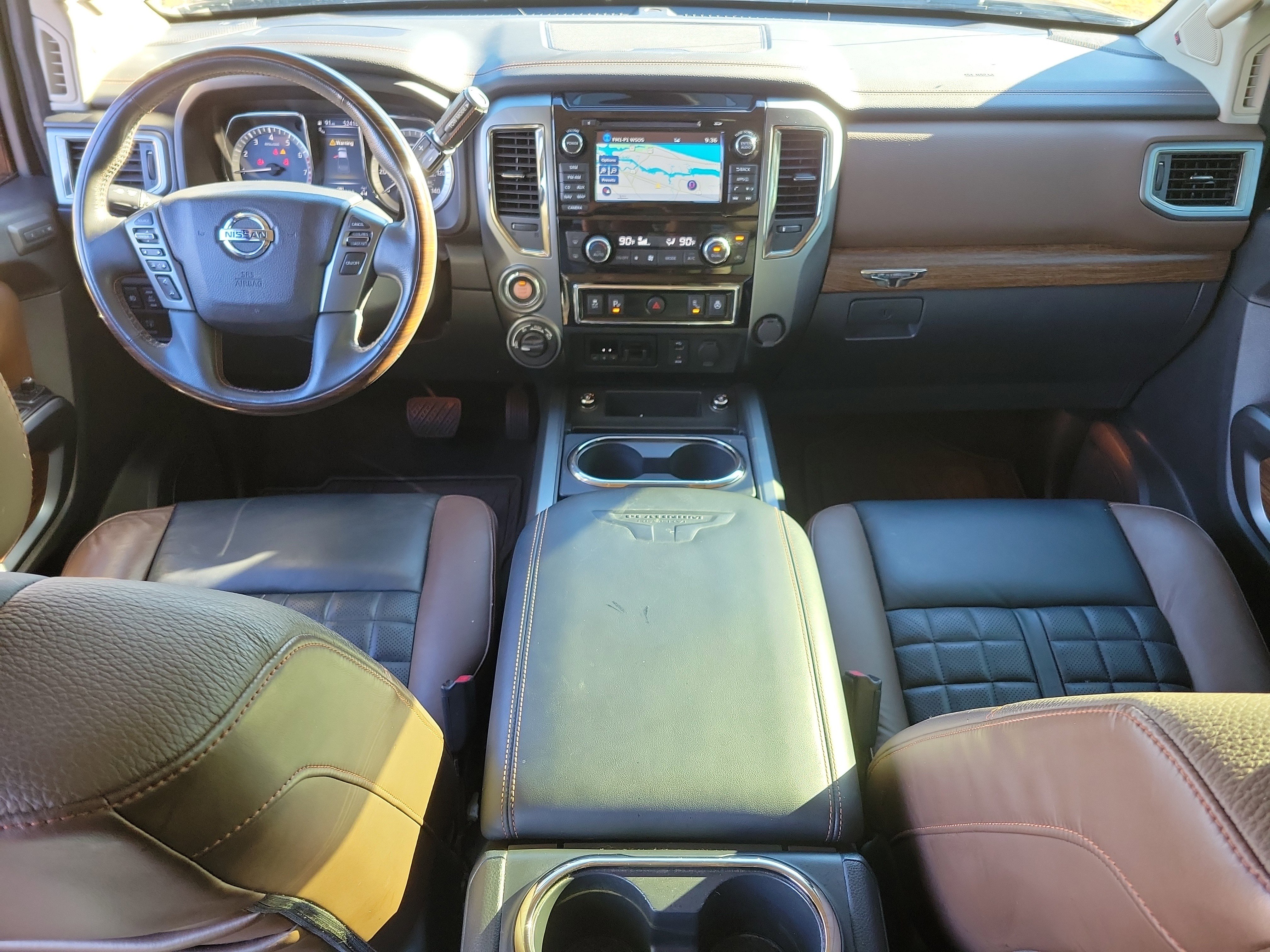 Used 2017 Nissan Titan Platinum Reserve image 27