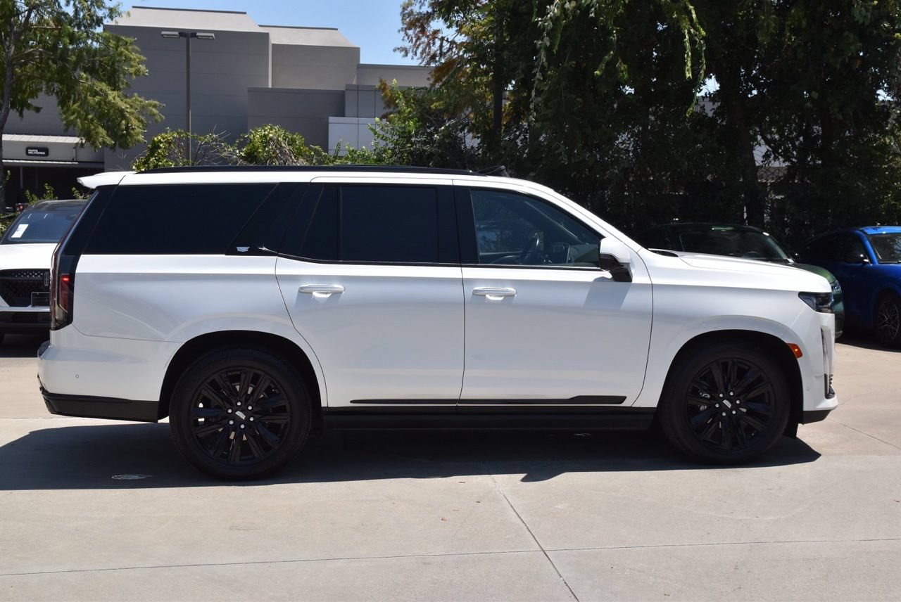 Used 2022 Cadillac Escalade Sport w/ Touring Package AWD/4WD image 6