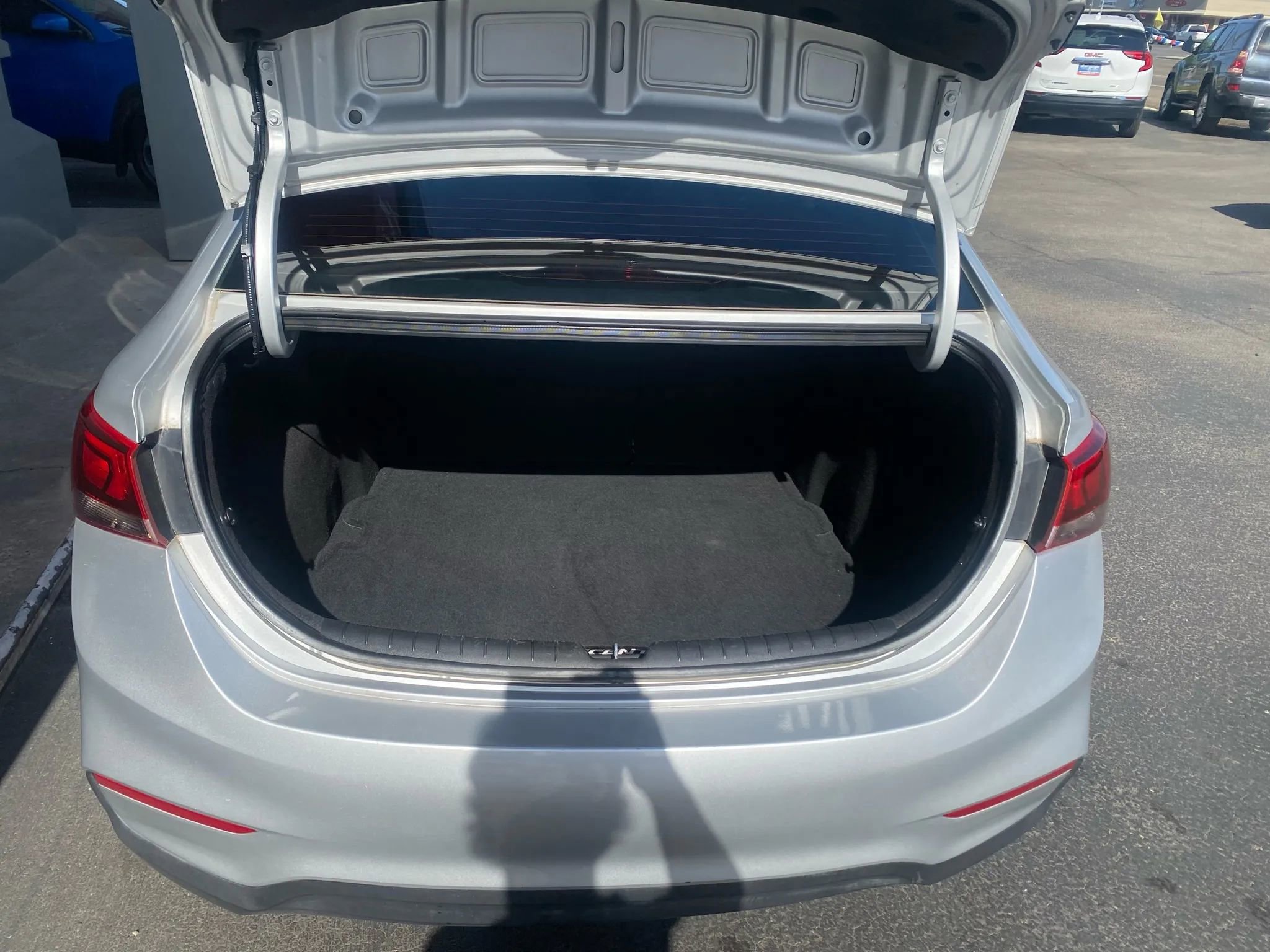 Used 2021 Hyundai Accent SE w/ Cargo Package image 24