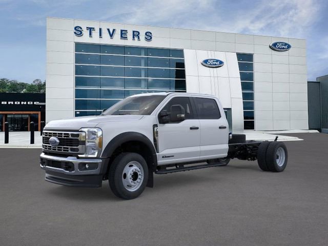 New 2026 Ford F550 4x4 Crew Cab image 2