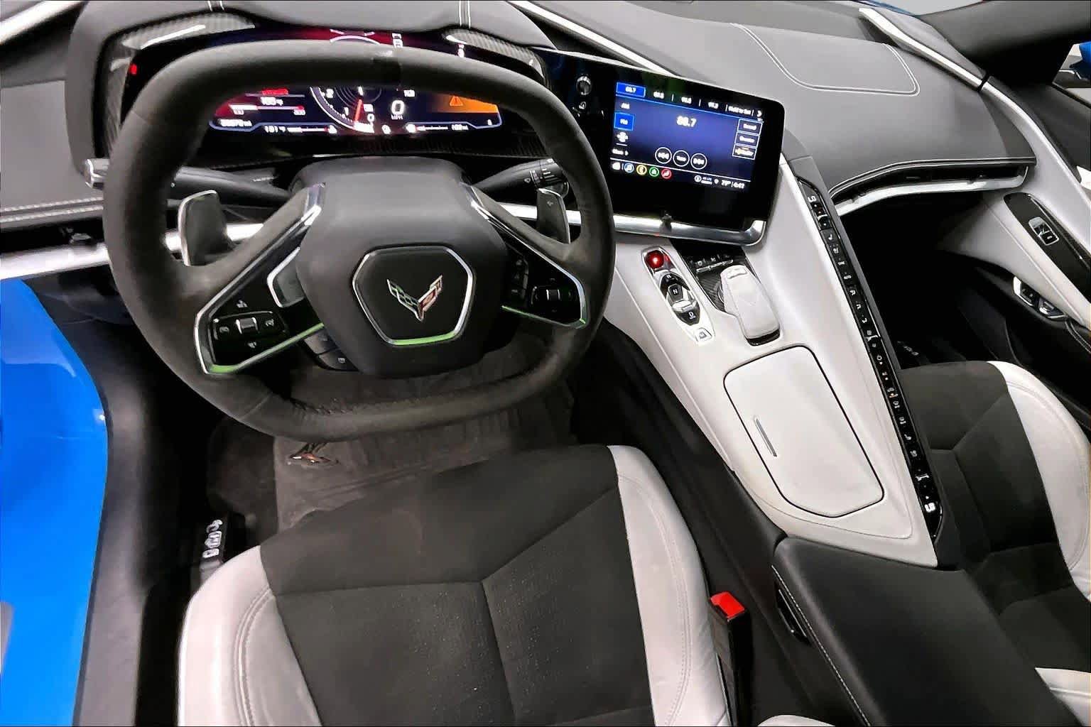 Used 2021 Chevrolet Corvette Stingray Preferred Cpe w/ Z51 Performance Package RWD image 15