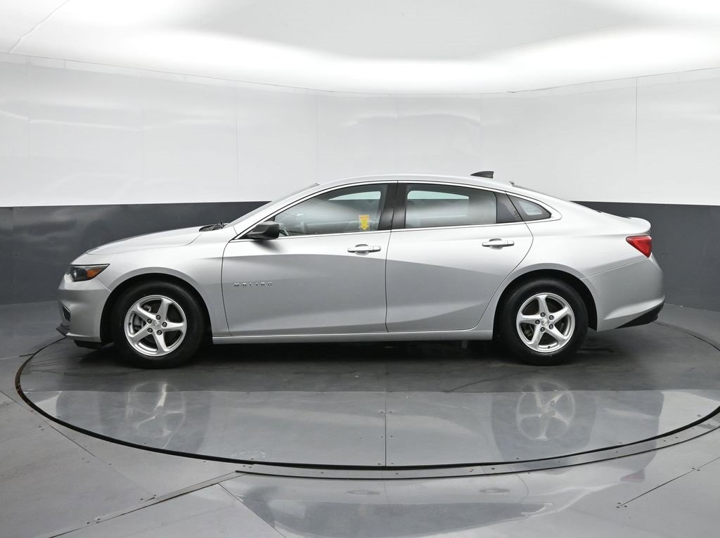 Used 2016 Chevrolet Malibu LS image 4