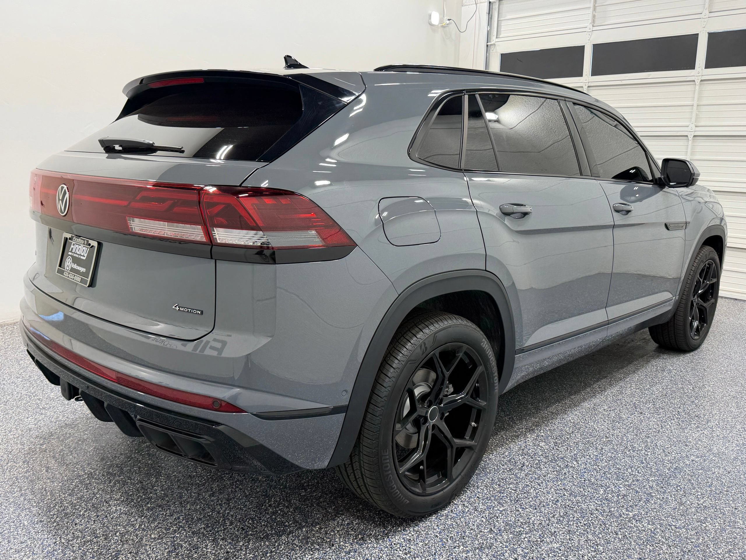 New 2026 Volkswagen Atlas Cross Sport SEL Premium R-Line AWD/4WD image 7
