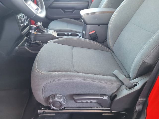 Certified 2025 Jeep Wrangler Unlimited Sahara image 17