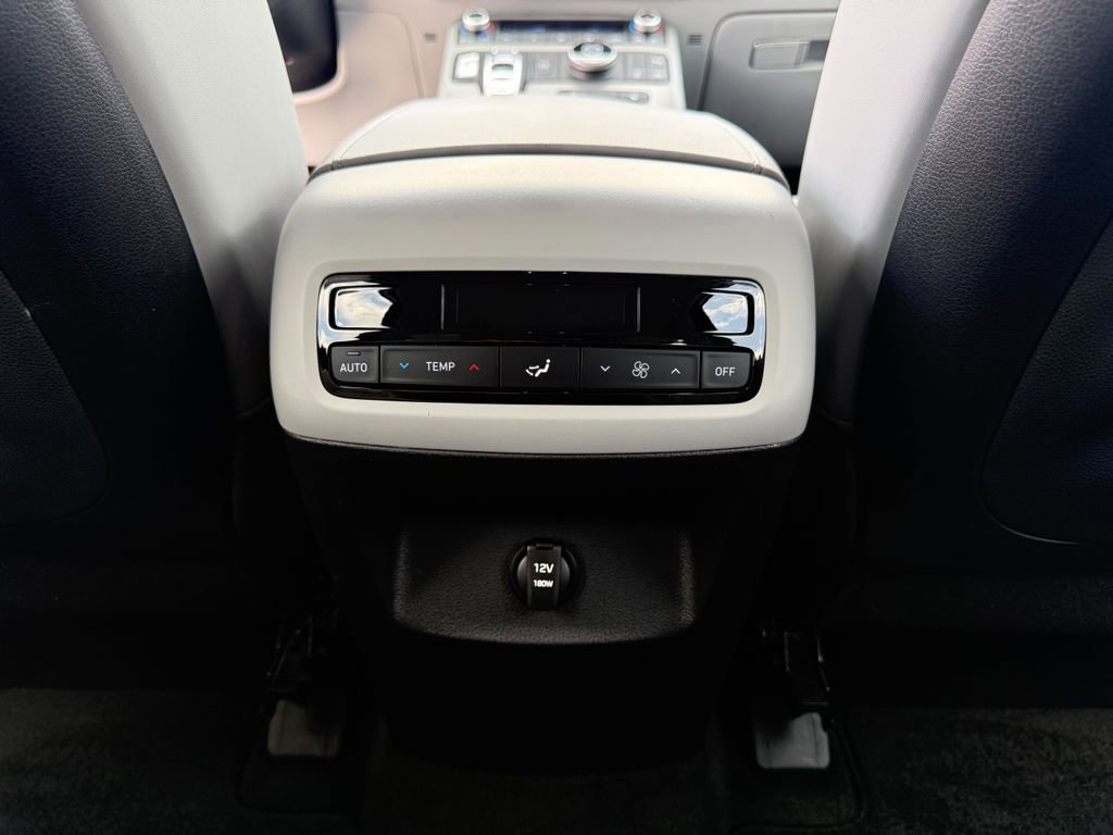 Used 2024 Hyundai Palisade SEL FWD image 30