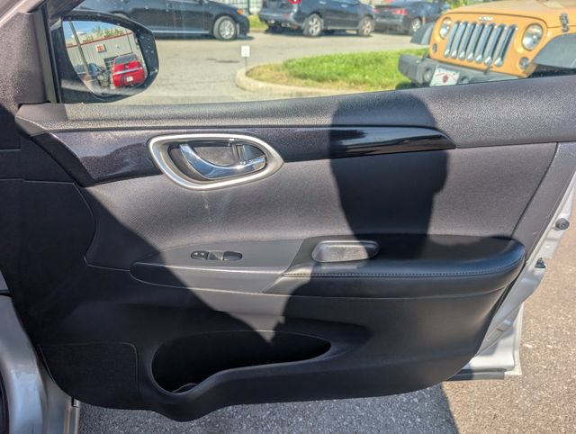 Used 2017 Nissan Sentra SV FWD image 24