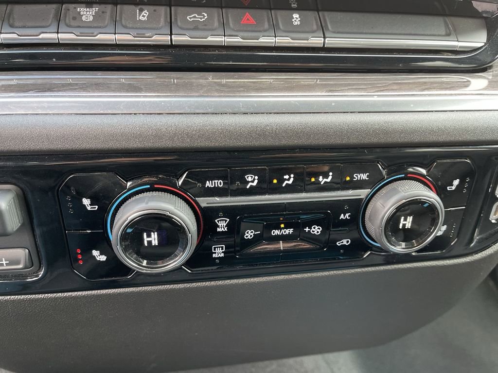 Used 2024 Chevrolet Silverado 2500 LTZ image 19