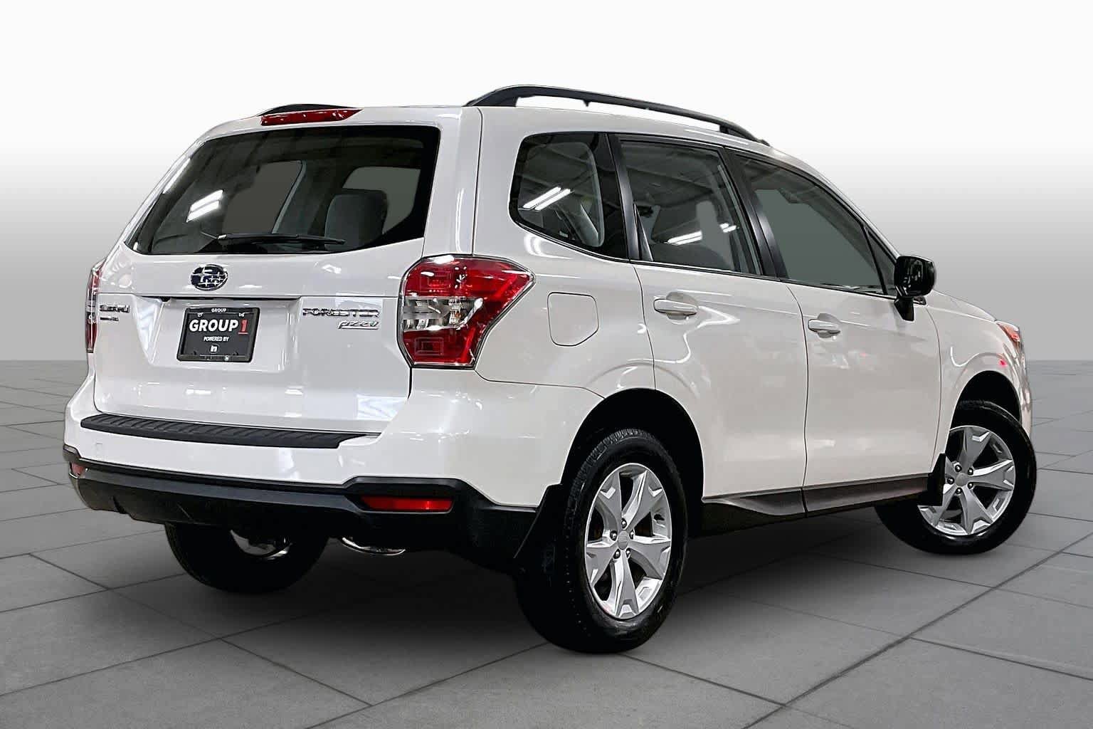 Used 2016 Subaru Forester 2.5i w/ Alloy Wheel Package image 13