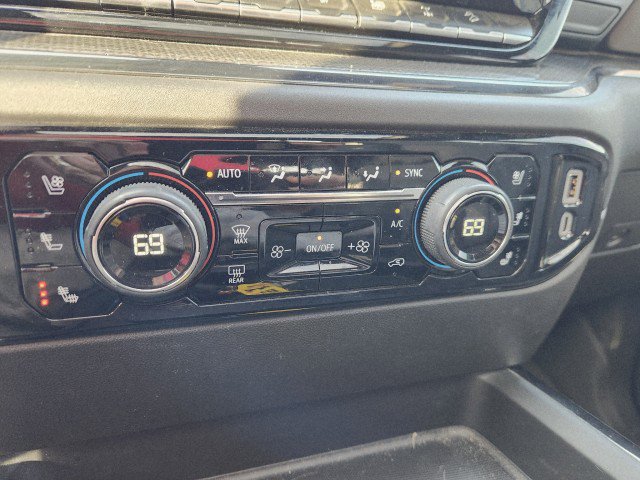 Used 2024 Chevrolet Silverado 2500 ZR2 w/ Technology Package image 55