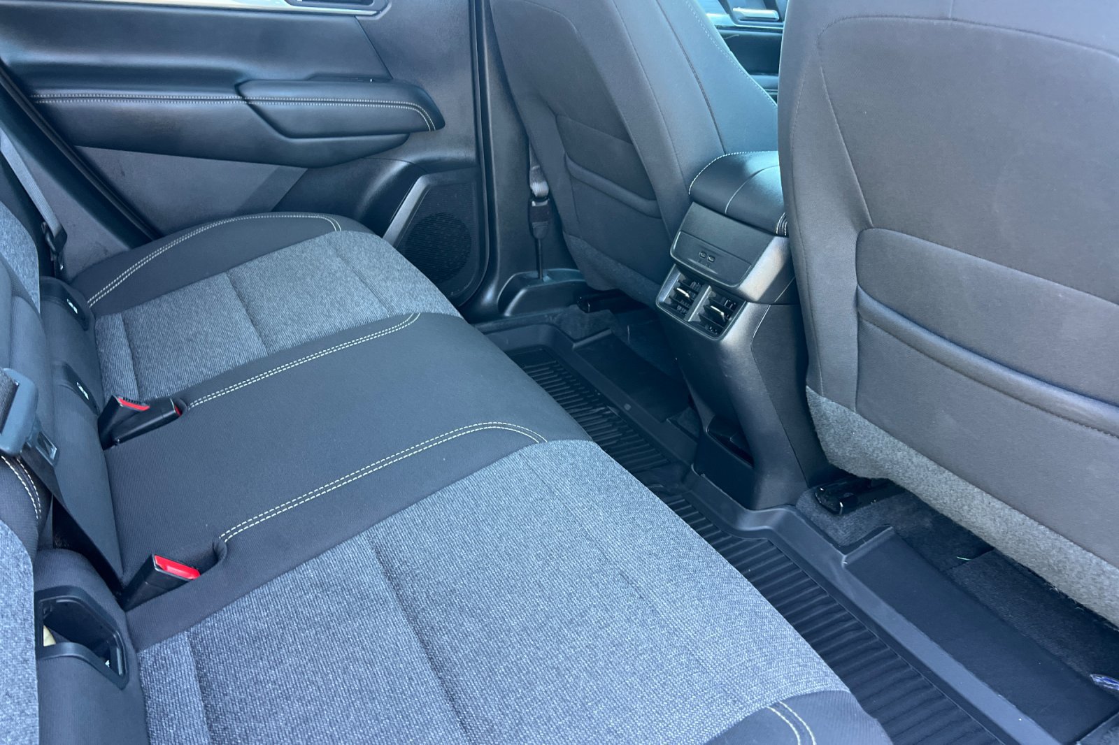 Used 2026 GMC Terrain Elevation AWD/4WD image 18