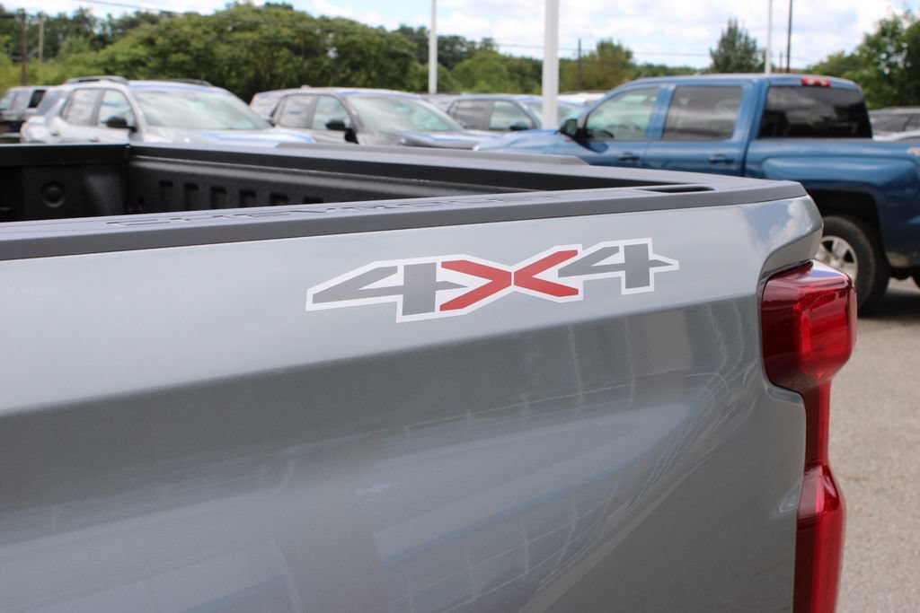 New 2026 Chevrolet Silverado 1500 RST w/ RST Select Package AWD/4WD image 32