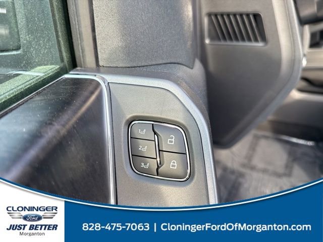 New 2025 Ford F250 Lariat w/ FX4 Off-Road Package image 17