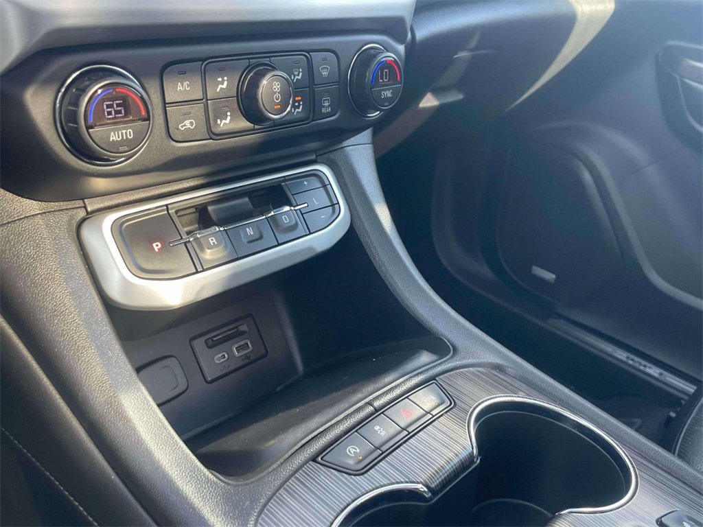 Used 2020 GMC Acadia SLT image 31