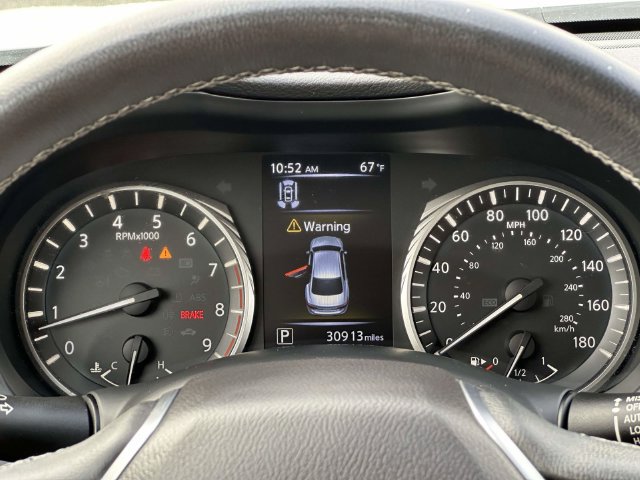 Used 2023 INFINITI Q50 Luxe w/ Cargo Package AWD/4WD image 27